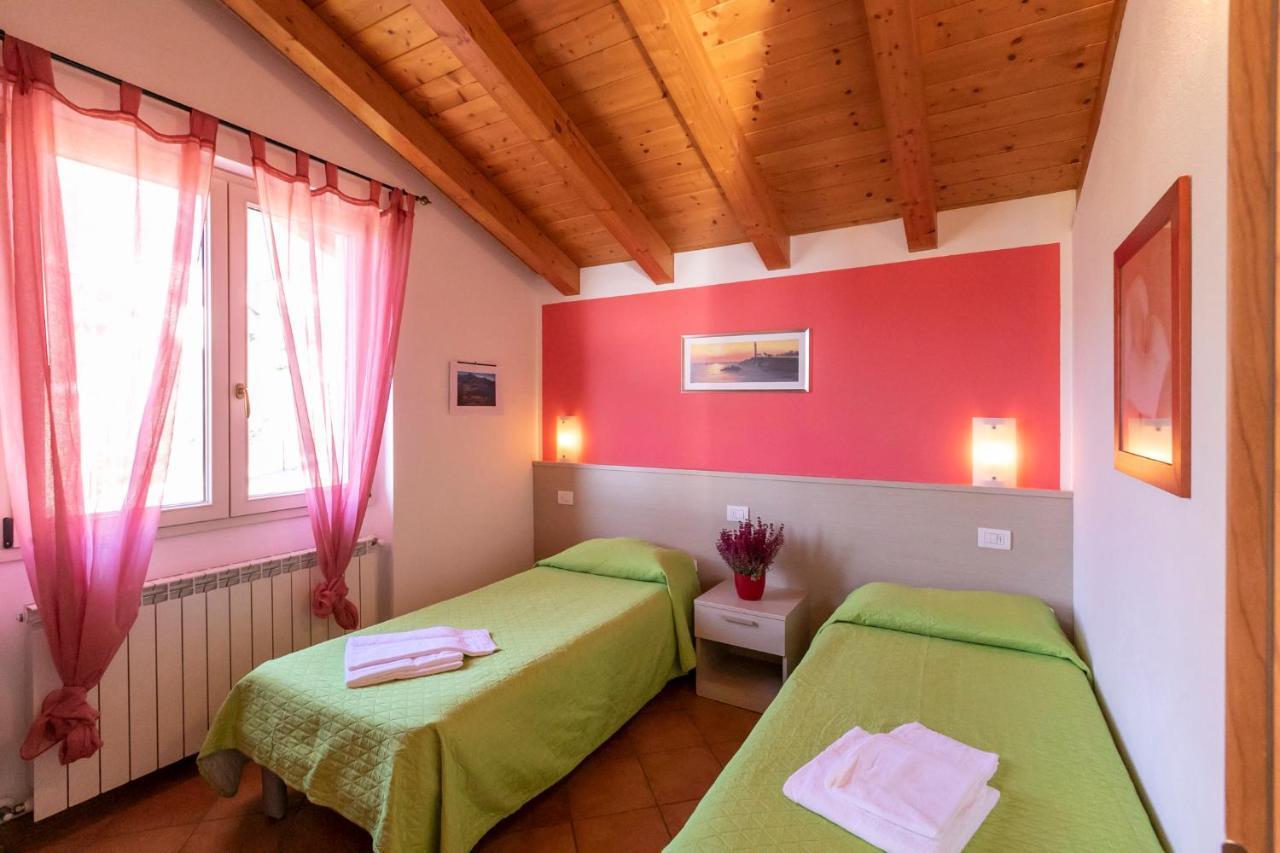 La Collina Degli Ulivi Apartman Vercana Kültér fotó